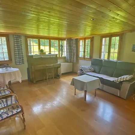 4br Chalet Old Charm *